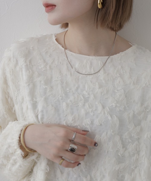EGLANTINE(エグランティーヌ)の「EGLANTINE ジャガードブラウスプルオーバー 長袖(Tシャツ/カットソー・レディース・オフホワイト/ブルーグリーン・38)」の6枚目の写真