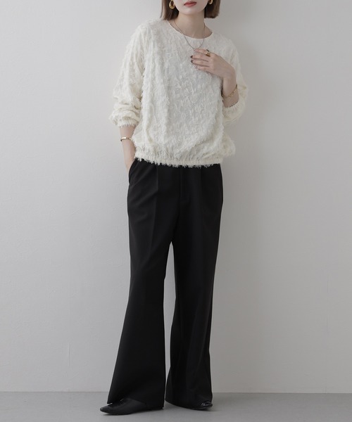 EGLANTINE(エグランティーヌ)の「EGLANTINE ジャガードブラウスプルオーバー 長袖(Tシャツ/カットソー・レディース・オフホワイト/ブルーグリーン・38)」の11枚目の写真