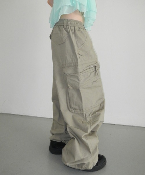 THEAIRTOWN(ジエアタウン)の「van wide poket pt(カーゴパンツ・レディース・ブラック/ベージュ・FREE)」の3枚目の写真
