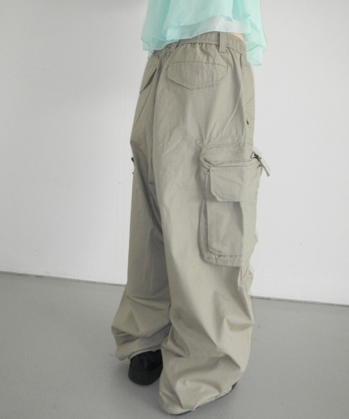 THEAIRTOWN(ジエアタウン)の「van wide poket pt(カーゴパンツ・レディース・ブラック/ベージュ・FREE)」の14枚目の写真
