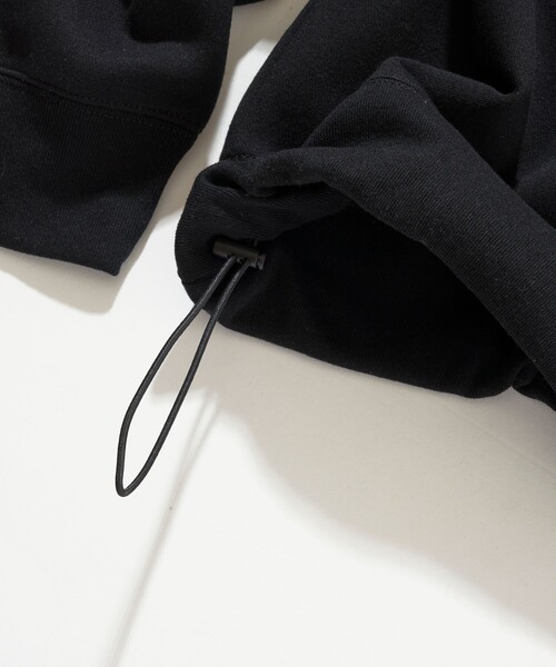 Russell Athletic(ラッセルアスレティック)の「RUSSELL ATHLETIC/ラッセルアスレチック 限定展開 RUSSELL ATHLETIC × FREAK'S STORE / 別注 RS ロゴスウェット(スウェット・メンズ・ベージュ/ブラック/アッシュグレー/ピンク/ネイビー・LARGE/MEDIUM/SMALL)」の9枚目の写真