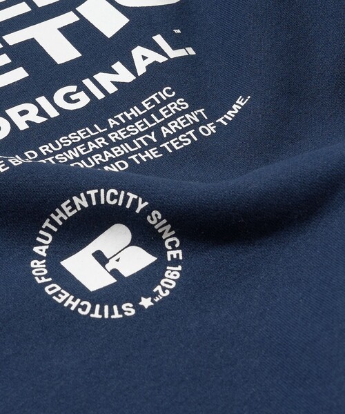 Russell Athletic(ラッセルアスレティック)の「RUSSELL ATHLETIC/ラッセルアスレチック 限定展開 RUSSELL ATHLETIC × FREAK'S STORE / 別注 RS ロゴスウェット(スウェット・メンズ・ベージュ/ブラック/アッシュグレー/ピンク/ネイビー・LARGE/MEDIUM/SMALL)」の18枚目の写真