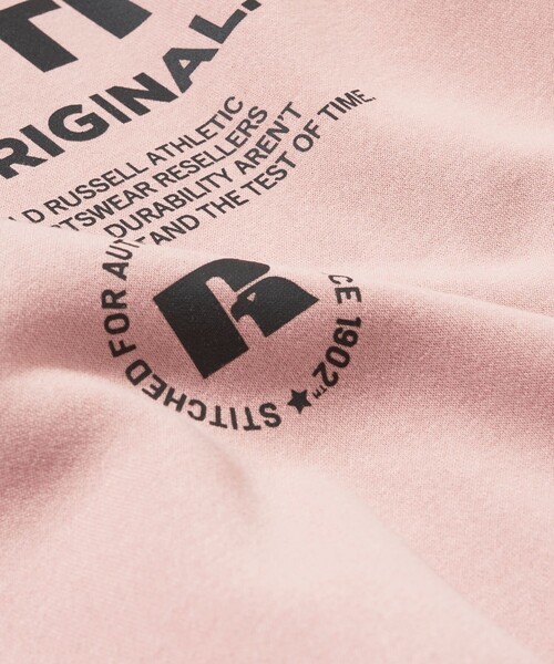 Russell Athletic(ラッセルアスレティック)の「RUSSELL ATHLETIC/ラッセルアスレチック 限定展開 RUSSELL ATHLETIC × FREAK'S STORE / 別注 RS ロゴスウェット(スウェット・メンズ・ベージュ/ブラック/アッシュグレー/ピンク/ネイビー・LARGE/MEDIUM/SMALL)」の21枚目の写真