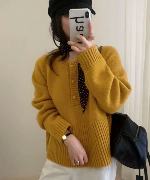 kirakiraShop（キラキラショップ）の「ヘンリーネック ペプラム ニット トップス（ニット/セーター・レディース・レッド/マスタード/チャコール/オフホワイト・FREE）」の16枚目の写真