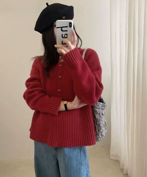 kirakiraShop（キラキラショップ）の「ヘンリーネック ペプラム ニット トップス（ニット/セーター・レディース・レッド/マスタード/チャコール/オフホワイト・FREE）」の20枚目の写真