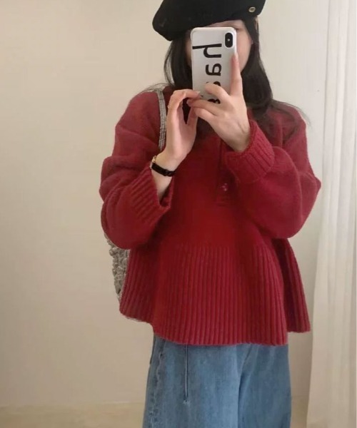 kirakiraShop（キラキラショップ）の「ヘンリーネック ペプラム ニット トップス（ニット/セーター・レディース・レッド/マスタード/チャコール/オフホワイト・FREE）」の21枚目の写真
