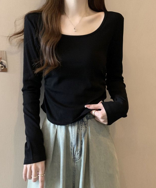 2ly2(トゥーリートゥー)の「スクエアネック 長袖カットソー ストレッチ トップス インナー(Tシャツ/カットソー・レディース・ホワイト/ブラック/ベージュ/グレー・FREE)」の11枚目の写真