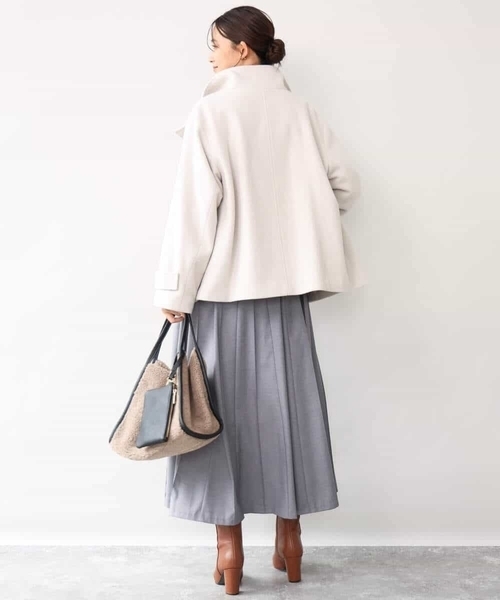 MK MICHEL KLEIN（エムケーミッシェルクラン）の「[超軽量]エアリアルウール スタンドカラーショートコート（ノーカラージャケット・レディース・ブラウン/ミント/アイボリー・38）」の13枚目の写真