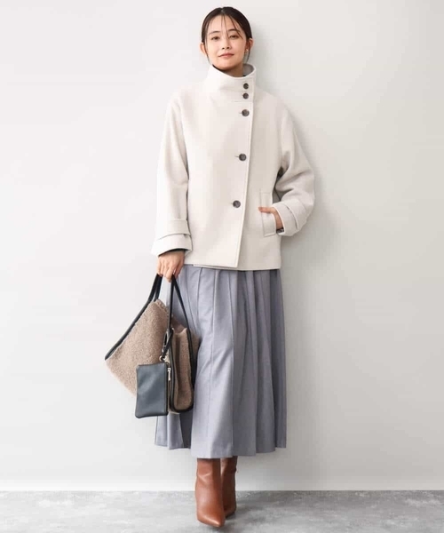 MK MICHEL KLEIN（エムケーミッシェルクラン）の「[超軽量]エアリアルウール スタンドカラーショートコート（ノーカラージャケット・レディース・ブラウン/ミント/アイボリー・38）」の14枚目の写真