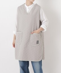 212 KITCHEN STORE（トゥワントゥキッチンストア）の「カリダ 裏ボアキルトエプロン ライトグレー（エプロン）」