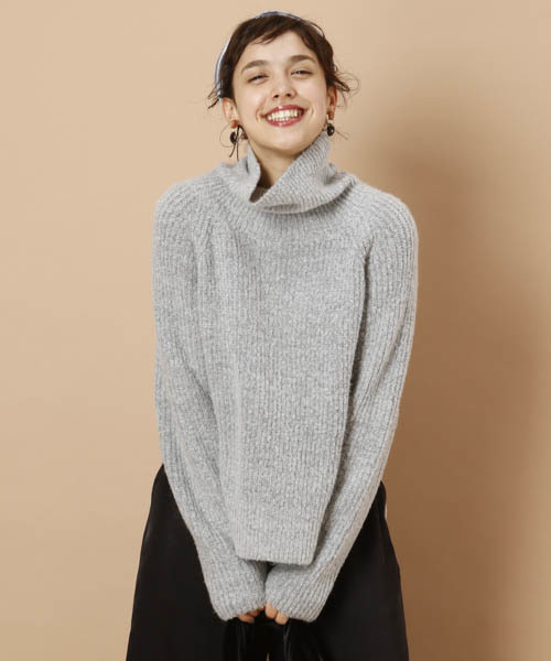 mystic（ミスティック）の「タートルニットプルオーバー（ニット/セーター・レディース・キャメル/ピンク/ブラック/グレー/ブルー・ﾌﾘ-）」の2枚目の写真