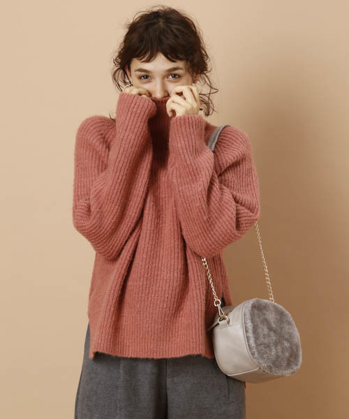 mystic（ミスティック）の「タートルニットプルオーバー（ニット/セーター・レディース・キャメル/ピンク/ブラック/グレー/ブルー・ﾌﾘ-）」の5枚目の写真