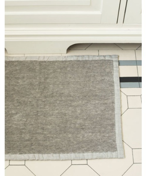 fog linen work（フォグリネンワーク）の「fog（フォグ） リネンマッサージバスマット（バス/トイレグッズ・レディース・ナチュラル/ホワイト・ONE SIZE）」の4枚目の写真