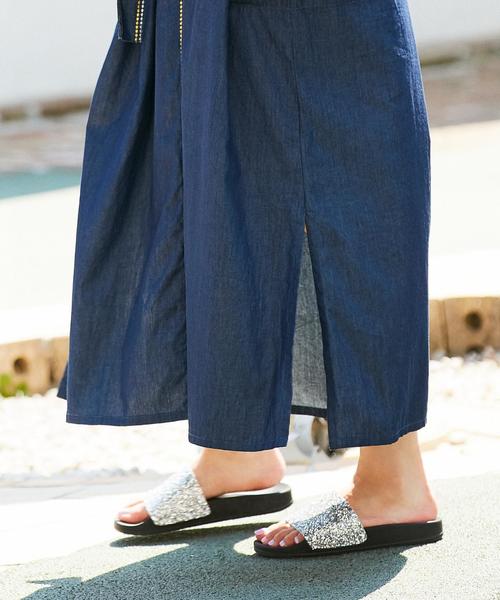 BEAUTY&YOUTH UNITED ARROWS(ビューティーアンドユースユナイテッドアローズ)の「<CHIARA>∴グリッターサンダル ◆(サンダル・レディース・ゴールド/シルバー/ブラック・35/38/36/37/39)」の1枚目の写真