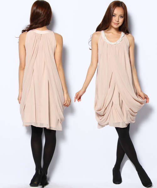 Ray BEAMS（レイビームス）の「Ray BEAMS / ビジュー付き レイヤーワンピース（ドレス・レディース・ブラック/ベージュ・ONE SIZE）」の11枚目の写真