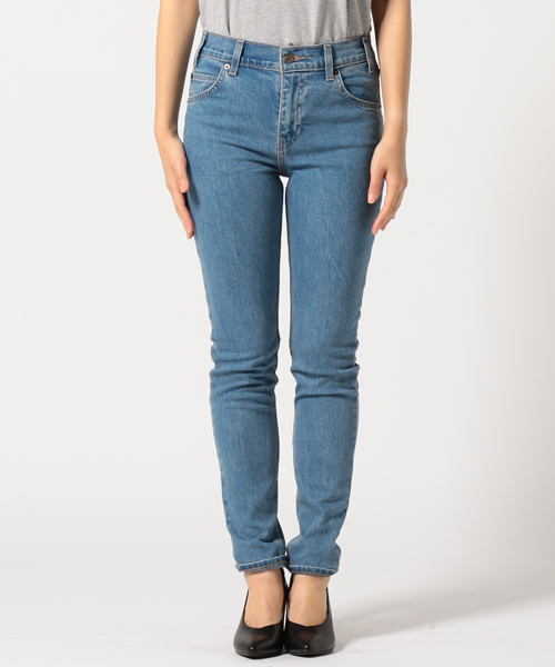 Levi's(リーバイス)の「721 アジアンスキニーフィット ブルー WATERMARK(デニムパンツ・レディース・ブルー・23inch/24inch/25inch/26inch/27inch/28inch)」の17枚目の写真