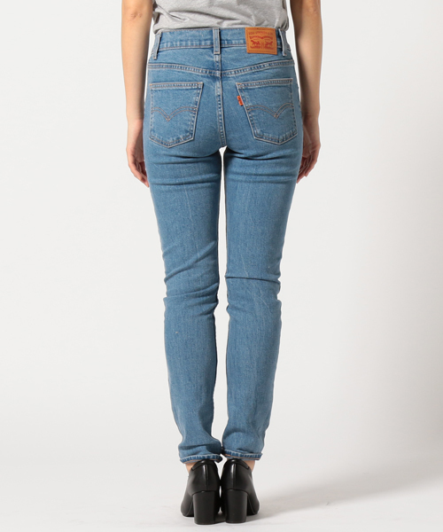 Levi's(リーバイス)の「721 アジアンスキニーフィット ブルー WATERMARK(デニムパンツ・レディース・ブルー・23inch/24inch/25inch/26inch/27inch/28inch)」の19枚目の写真