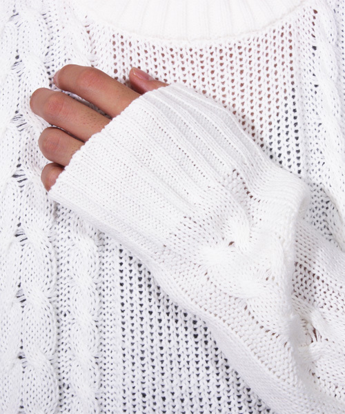 ８(eight)（エイト）の「ロング丈 ニット セーター クルーネック ケーブルニット（ニット/セーター・メンズ・ブラック/ワイン/キナリ/グレー・MEDIUM/LARGE/X-LARGE）」の17枚目の写真