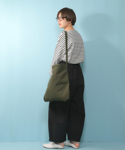 notch.(ノッチ)の「綿麻キャンバスサーカスパンツ (その他パンツ・レディース・ベージュ/ネイビー/ダークグリーン/ブラック・M/L)」の11枚目の写真