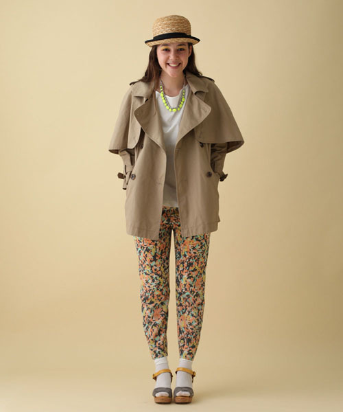 Another Edition（アナザーエディション）の「AE[A]CAPE S/TRNC（トレンチコート・レディース・ブラウン/ベージュ/ネイビー・SMALL/MEDIUM）」の9枚目の写真