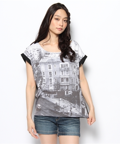 WEGO(ウィゴー)の「WEGO/シフォン切替風景プリントTee(S)(Tシャツ/カットソー・レディース・その他1/その他2/その他3/その他4/その他5・FREE)」の1枚目の写真