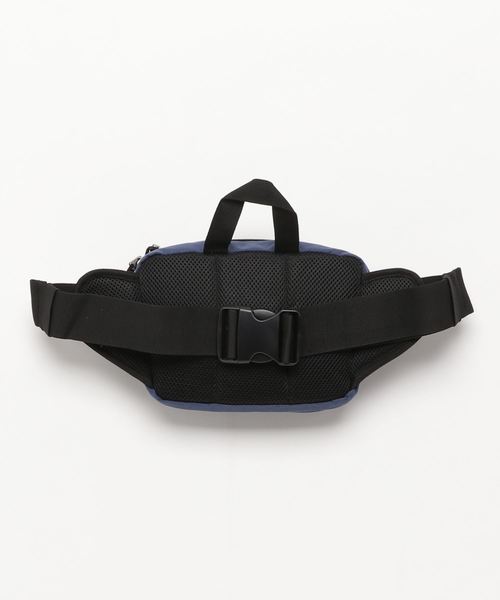 Dickies(ディッキーズ)の「【63】【Dickies】OUTLINE LOGO WAISTBAG(ボディバッグ/ウエストポーチ・レディース・ベージュ/ネイビー/グリーン/ブラック・FREE)」の6枚目の写真