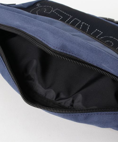 Dickies(ディッキーズ)の「【63】【Dickies】OUTLINE LOGO WAISTBAG(ボディバッグ/ウエストポーチ・レディース・ベージュ/ネイビー/グリーン/ブラック・FREE)」の5枚目の写真
