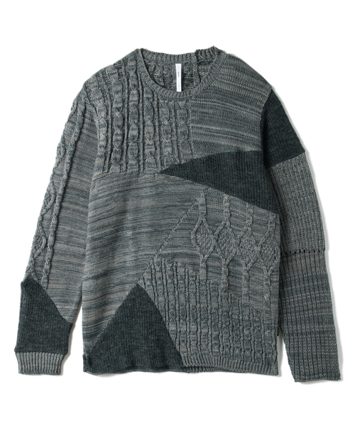 glamb(グラム)の「Travis knit(ニット/セーター・メンズ・グレー/レッド・1/2/3/4)」の2枚目の写真