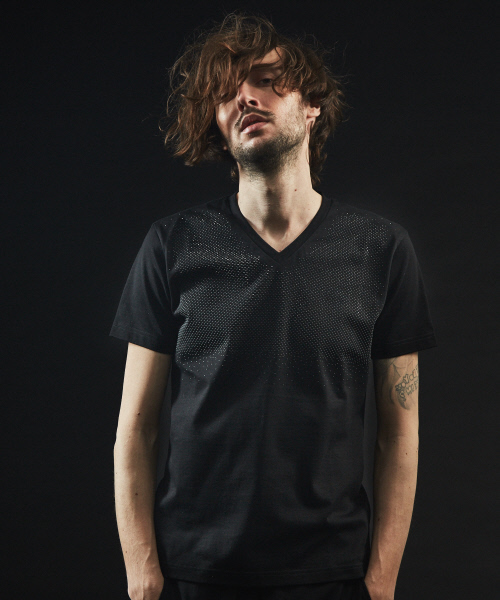 5351 POUR LES HOMMES（ゴーサンゴーイチプールオム）の「【ピマコットン】クラシック ストーン Vネック Ｔシャツ（Tシャツ/カットソー・メンズ・ホワイト/ブラック・44/46/48/50）」の15枚目の写真