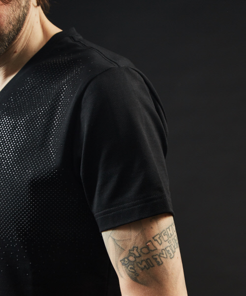 5351 POUR LES HOMMES（ゴーサンゴーイチプールオム）の「【ピマコットン】クラシック ストーン Vネック Ｔシャツ（Tシャツ/カットソー・メンズ・ホワイト/ブラック・44/46/48/50）」の11枚目の写真