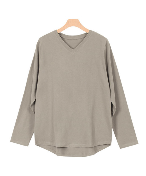 Pierrot（ピエロ）の「選べる綿100％ロングTシャツ（Tシャツ/カットソー・レディース・ブラック/オフホワイト/ホワイト×ブラック/ホワイト系その他/ブラック系その他/グレー系その他/ブラウン系その他/ベージュ系その他/チャコール/ホワイト系その他2/ホワイト系その他3/ホワイト系その他4/ブラウン系その他2/ベージュ系その他2・M/L）」の11枚目の写真
