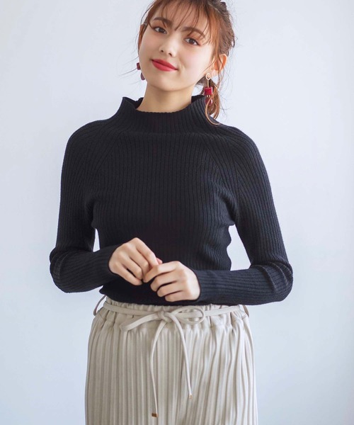 GeeRA(ジーラ)の「ストレッチリブハイネックニット(ニット/セーター・レディース・ベージュ/ブラック/アイボリー・X-LARGE/LARGE/MEDIUM)」の3枚目の写真