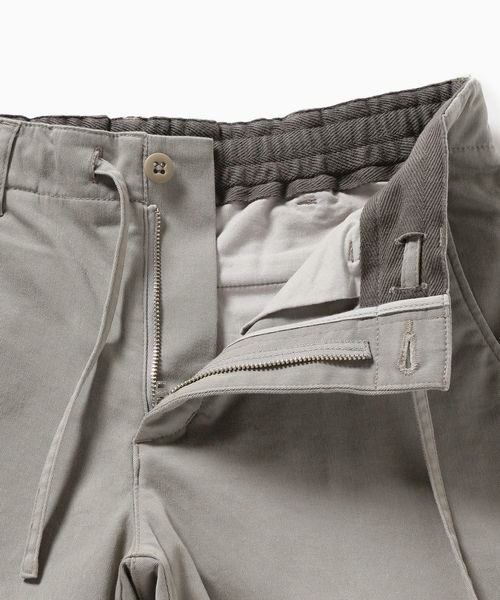 SHIPS（シップス）の「SC: ニドムバイオ加工 ストレッチ イージーパンツ（その他パンツ・メンズ・ベージュ/ネイビー/グレー/オリーブ・SMALL/MEDIUM/LARGE/X-LARGE）」の16枚目の写真