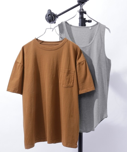 MONO-MART（モノマート）の「レイヤード オーバーサイズ 半袖Tシャツ タンクトップ(アンサンブル) 半袖カットソー+ワッフルタンクトップ 2枚セット（タンクトップ・メンズ・ホワイト/ブラック/ブラウン/ベージュ/オリーブ/チャコール・S/M/L）」の5枚目の写真