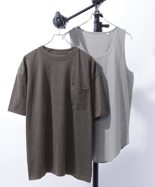 MONO-MART（モノマート）の「レイヤード オーバーサイズ 半袖Tシャツ タンクトップ(アンサンブル) 半袖カットソー+ワッフルタンクトップ 2枚セット（タンクトップ・メンズ・ホワイト/ブラック/ブラウン/ベージュ/オリーブ/チャコール・S/M/L）」の4枚目の写真