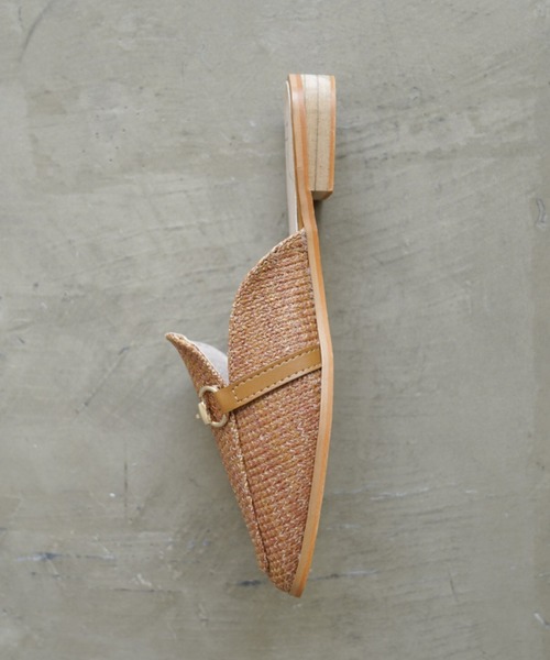 Aunt Marie's（アントマリーズ）の「AUNT MARIE'S ビット付ラフィアミュール（サンダル・レディース・ブラック/ホワイト/ブラウン・M/L）」の15枚目の写真