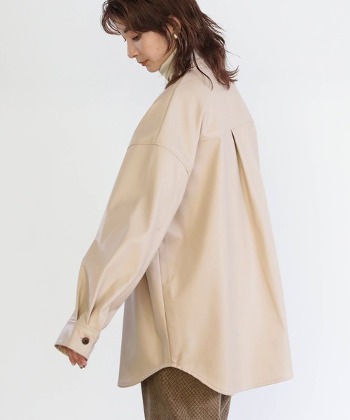 select MOCA（セレクトモカ）の「2020 A/W フェイクレザーシャツジャケット/スタンドカラーマットレザーライクシャツJK（シャツ/ブラウス・レディース・ブラック/カーキ/ライトベージュ・FREE）」の13枚目の写真