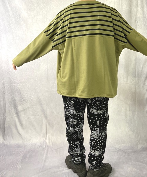 Beno(ビーノ)の「ミニ裏毛 / バックショルダー ボーダー スイッチ 裾スピンドル ビッグシルエット ロンT(Tシャツ/カットソー・メンズ・ブラック/ベージュ/オフホワイト/カーキ・FREE)」の2枚目の写真