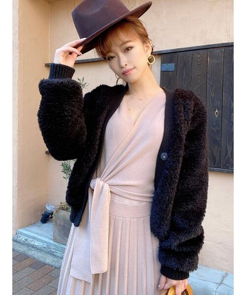 RESEXXY（リゼクシー）の「フェイクファーブルゾン（ブルゾン・レディース・ブラック/オフホワイト/モカ・FREE）」の6枚目の写真