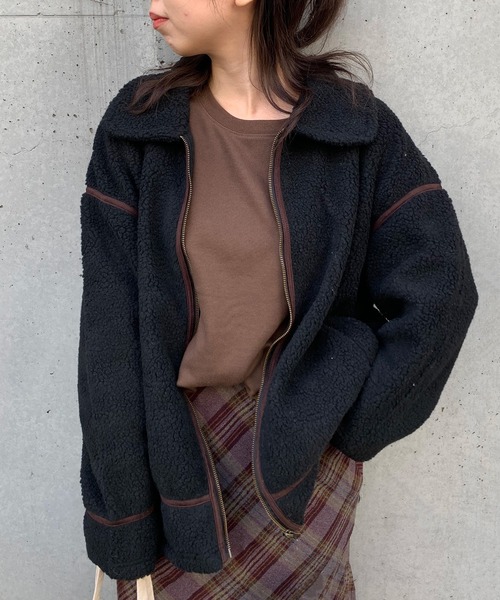 STYLEBLOCK(スタイルブロック)の「シープボアビッグB3ミリタリージャケットボアブルゾン(ブルゾン・メンズ・ベージュ/ブラック/アイボリー・LL/M/L)」の9枚目の写真