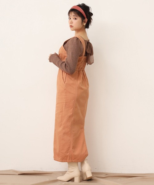 one after another NICE CLAUP（ワンアフターアナザーナイスクラップ）の「タイトデニムジャンパースカート（ジャンパースカート・レディース・アイボリー/グレー/オレンジ・FREE）」の17枚目の写真