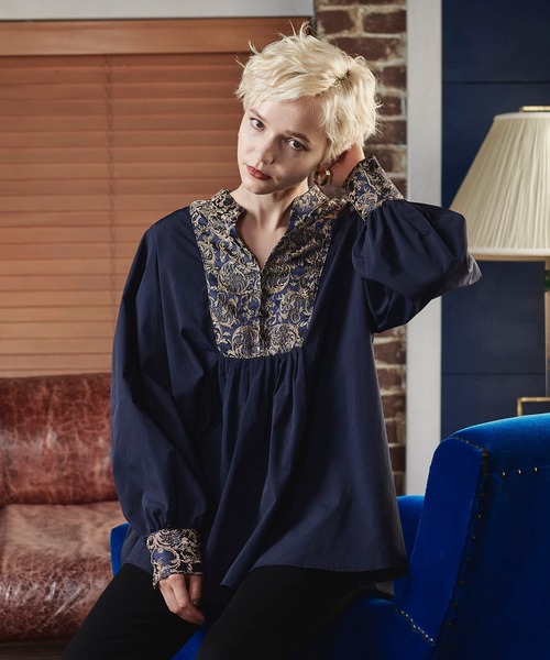 KOH.style（コースタイル）の「GONGFU  BACK BUTTON BLOUSE（シャツ/ブラウス・レディース・ネイビー/ブラック・FREE）」の15枚目の写真