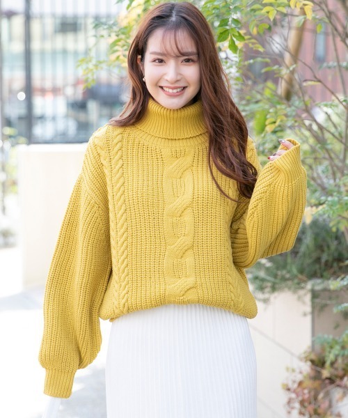 CORGI コーギ ハンドメイド ケーブル編みタートルネックニットセーター CORGI コーギ ハンドメイド ケーブル編みタートルネックニットセーター