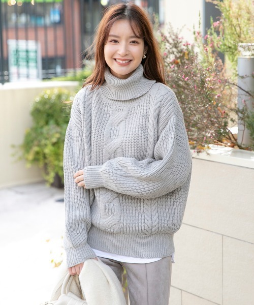 CORGI コーギ ハンドメイド ケーブル編みタートルネックニットセーター CORGI コーギ ハンドメイド ケーブル編みタートルネックニットセーター