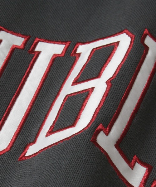 make a ray!（メイク ア レイ！）の「カレッジロゴ  オーバーサイズ スウェット（スウェット・メンズ・チャコールグレー/ベージュ/ブルーグレー/ホワイト系その他/キナリ・M/L）」の8枚目の写真