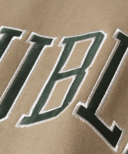 make a ray!（メイク ア レイ！）の「カレッジロゴ  オーバーサイズ スウェット（スウェット・メンズ・チャコールグレー/ベージュ/ブルーグレー/ホワイト系その他/キナリ・M/L）」の10枚目の写真