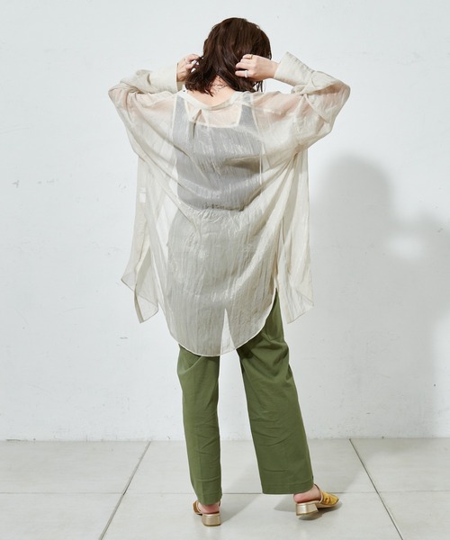 DISCOAT（ディスコート）の「ラメシアーバンドカラーシャツ（シャツ/ブラウス・レディース・ホワイト系その他/グレー/ミント・FREE）」の7枚目の写真