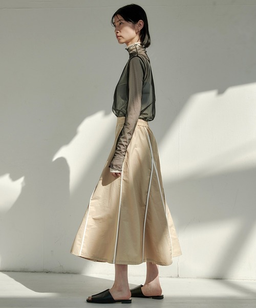 EMMA(EMMA CLOTHES)(エマ)の「【EMMA】ウェザークロスパイピングデザインフレアスカート/ロングスカート(スカート・レディース・ブラック/グリーン/ライトベージュ・FREE)」の5枚目の写真