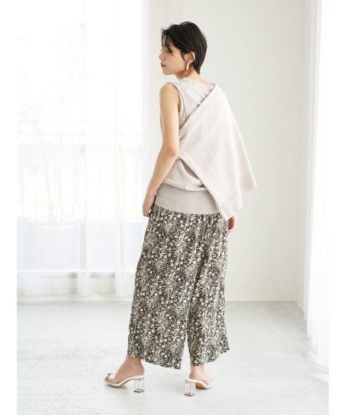 YECCA VECCA(イェッカヴェッカ)の「P.ミュルーズプリントスリットパンツ *(その他パンツ・レディース・ブラック/キャメル・FREE)」の17枚目の写真