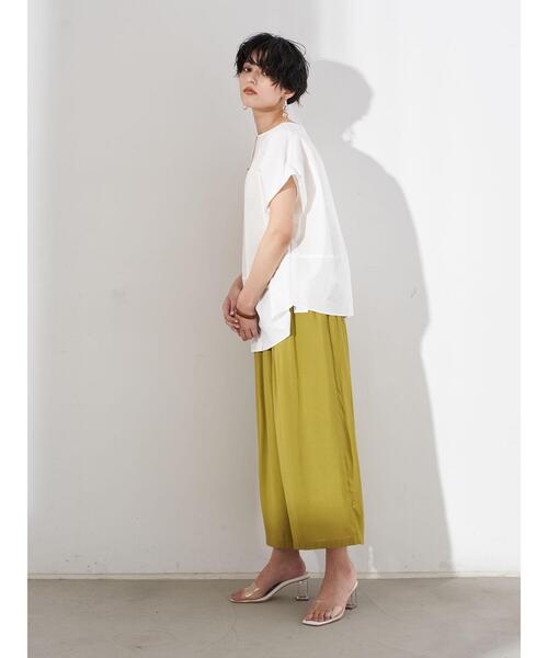 YECCA VECCA（イェッカヴェッカ）の「シルキータックワイドパンツ（その他パンツ・レディース・ブラウン/イエロー/チャコールグレー/ライトグレー・FREE）」の13枚目の写真